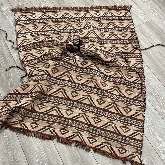 Vintage Boho Hooded Poncho - Picture 13 of 16